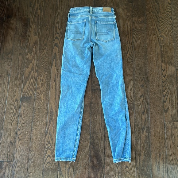 American Eagle Skinny Jeans - Picture 2 of 2